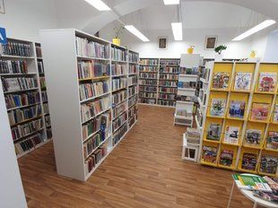 Книжкова шафа для бібліотеки IDEAL 18, двостороння 2100 x 900 x 510 мм