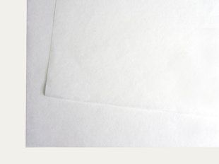 Білий, розмір 75 x 100 см, щільність 17 &ndash; 18 г/м&sup2;, без лужного резерву, pH 7